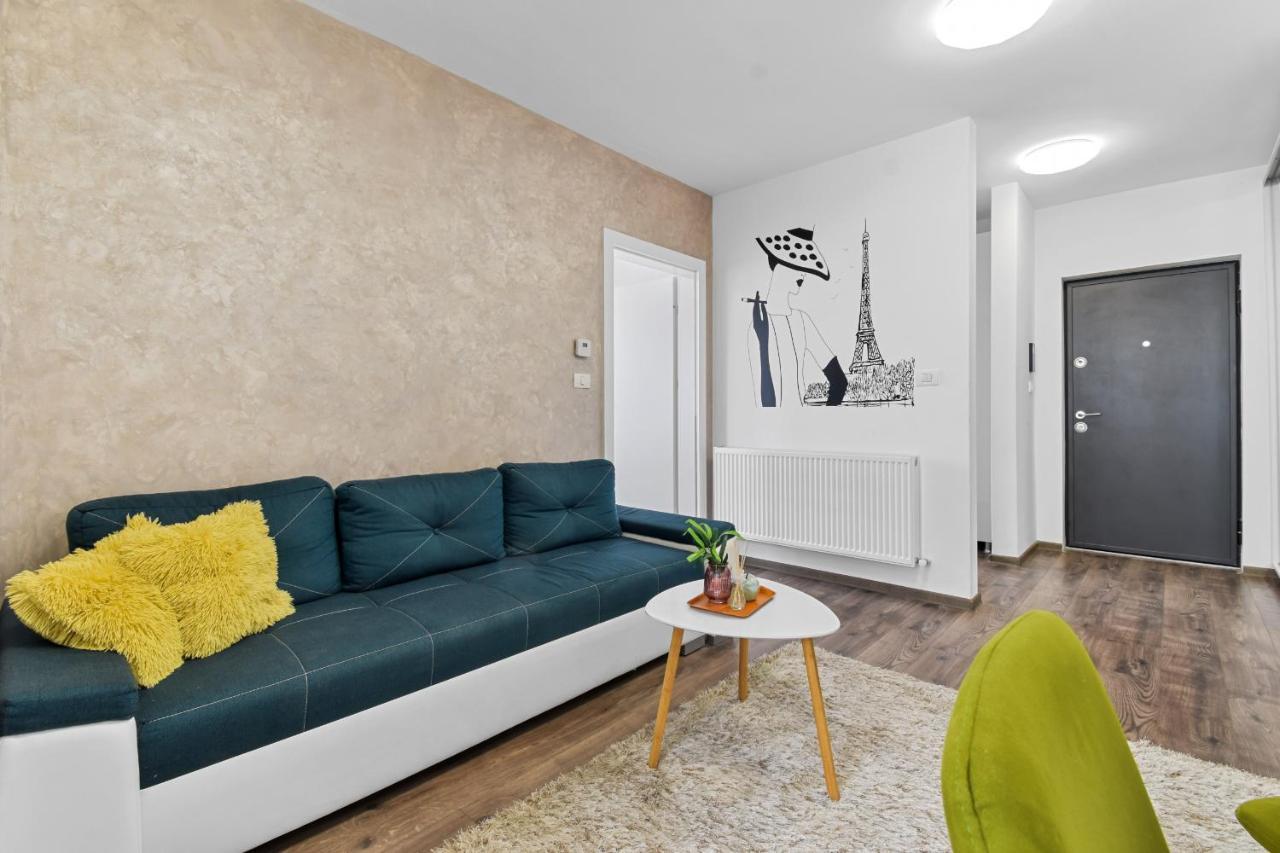 Modern In New Building With Panoramic View Apartment Brașov Exterior foto